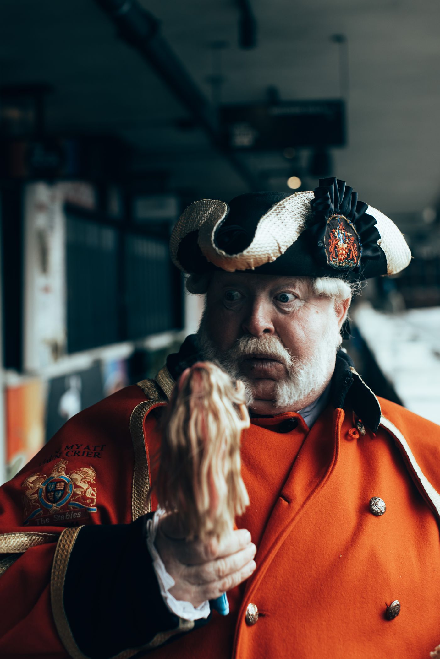 Red, gold and a white beard.