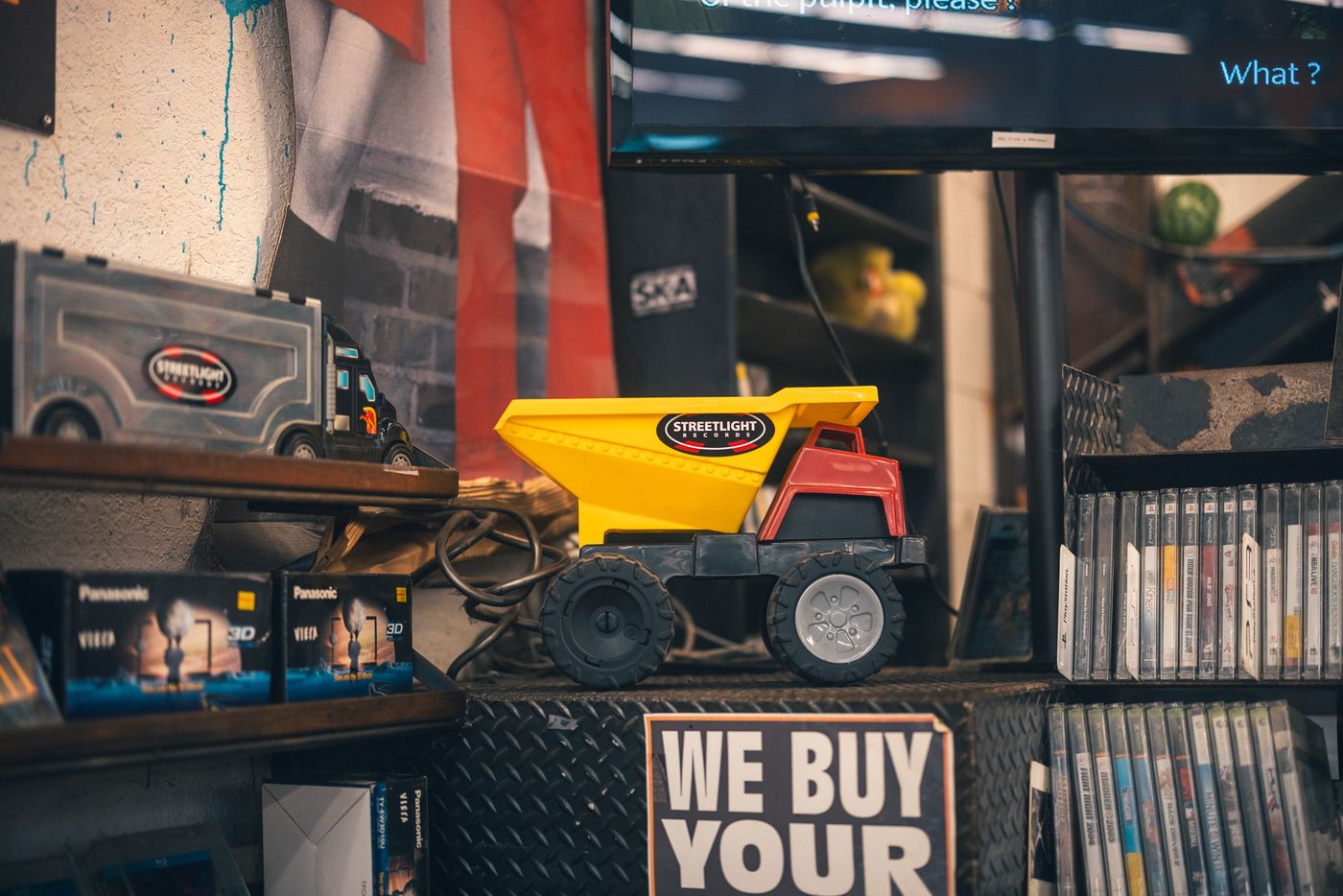 We buy your stuff.
