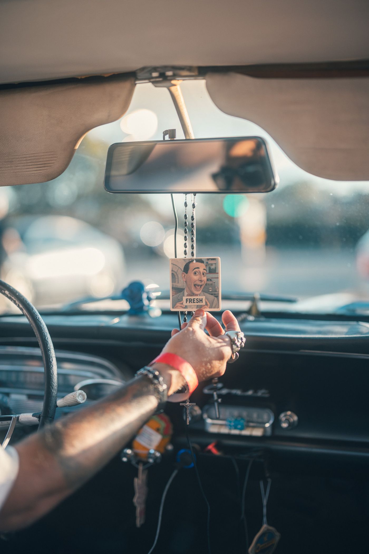 Rings on the dash.