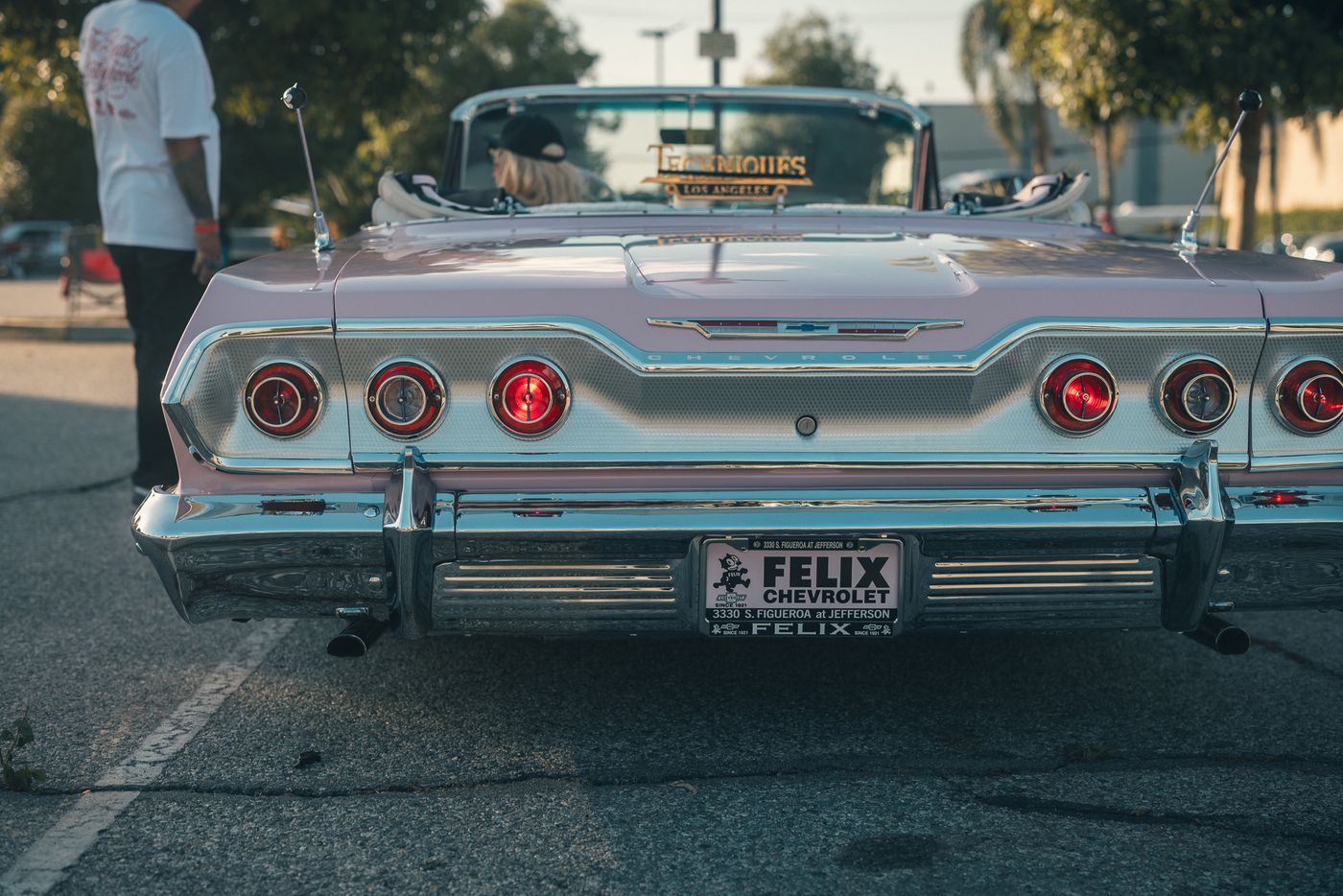 Taillights, low.